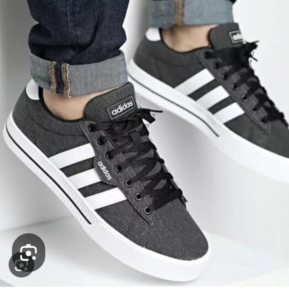 Adidas Daily 3.0 Men's Shoes. Dark Charcoal Gray. Size 8